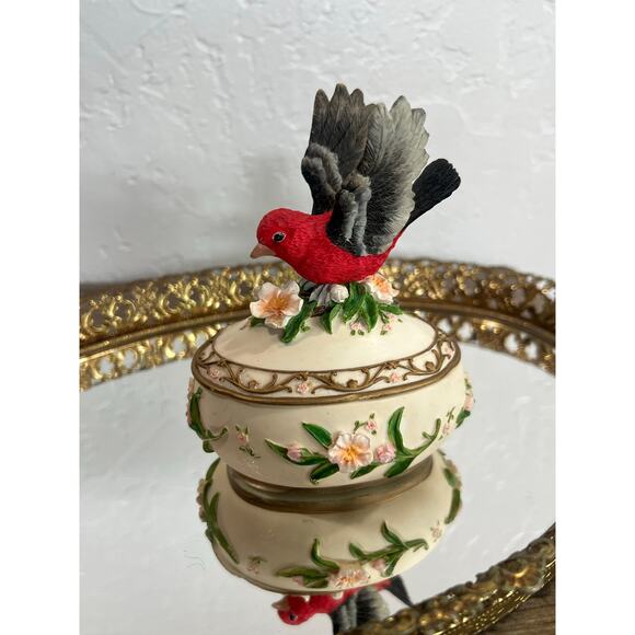 Vintage Heritage House Sing A Song Bird Music Box Trinket Jar- Hawaiian Wedding - Picture 2 of 9